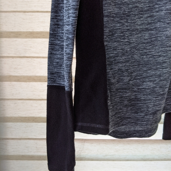 Pullover sweatshirt - Picture 3 of 3